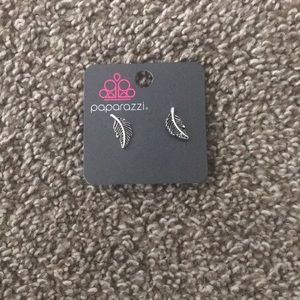 Paparazzi feather earrings